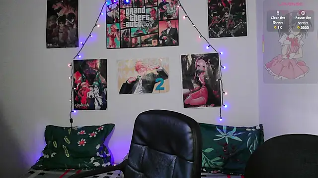 Snapshot of Tina_4_Charlie chatting on 01-20-25, 11:56 Tina 4 Charlie online show from 01-20-25, 11:56