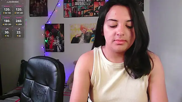 Snapshot of Tina_4_Charlie chatting on 02-04-25, 12:11 Tina 4 Charlie online show from 02-04-25, 12:11