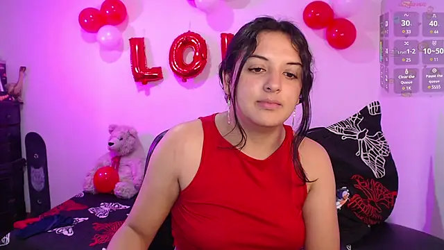 Snapshot of Tina_4_Charlie chatting on 02-13-25, 06:05 Tina 4 Charlie online show from 02-13-25, 06:05