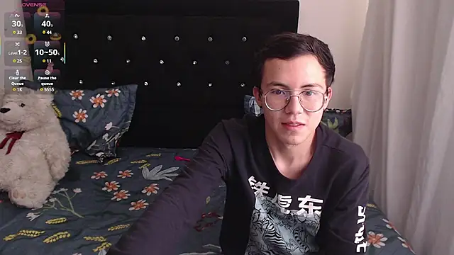 Snapshot of Tina_4_Charlie chatting on 02-20-25, 04:14 Tina 4 Charlie online show from 02-20-25, 04:14