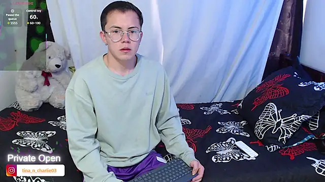 Snapshot of Tina_4_Charlie chatting on 09-20-25, 01:23 Tina 4 Charlie online show from 09-20-25, 01:23