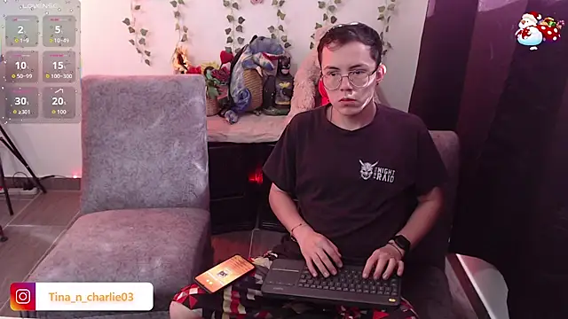 Snapshot of Tina_4_Charlie chatting on 01-08-26, 01:46 Tina 4 Charlie online show from 01-08-26, 01:46