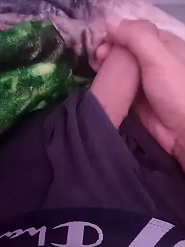 leodavid91 online show from 12-22-25, 04:26