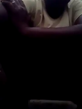 Snapshot of Raj41 chatting on 12-01-25, 01:32 Raj41 online show from 12-01-25, 01:32