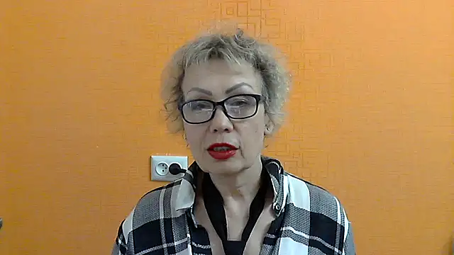 NessyJenixs online show from 03-22-25, 07:20