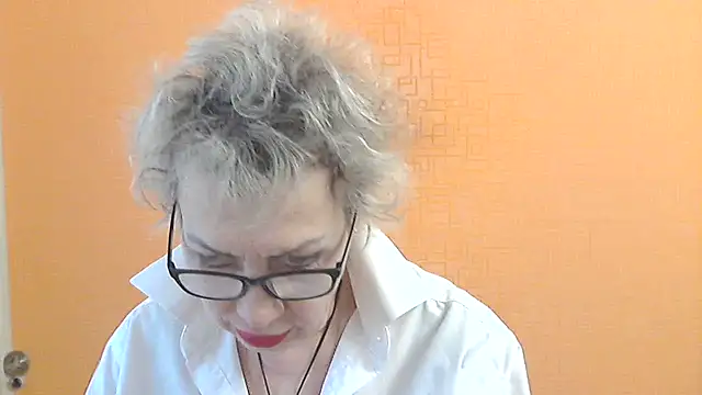 NessyJenixs online show from 03-17-26, 02:31