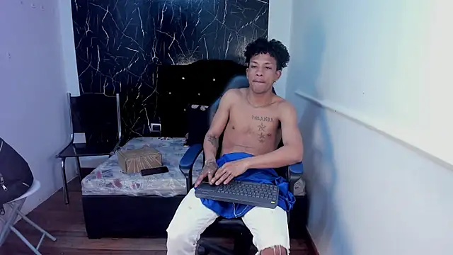 carlos alber12 online show from 11-22-25, 07:13