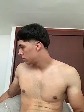 Snapshot of max_ryderr chatting on 02-06-25, 09:49 max ryderr online show from 02-06-25, 09:49