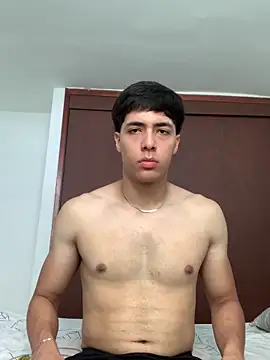 Snapshot of max_ryderr chatting on 02-18-25, 03:54 max ryderr online show from 02-18-25, 03:54