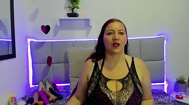 Snapshot of Madisson_Housse chatting on 02-27-25, 10:31 Madisson Housse online show from 02-27-25, 10:31