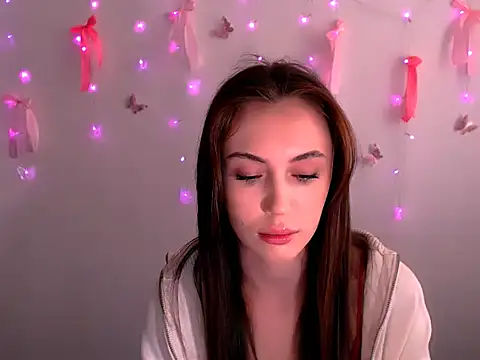 Snapshot of Nikonara_Love chatting on 05-05-26, 01:19 Nikonara Love online show from 05-05-26, 01:19