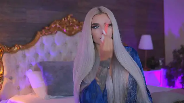 Juicy Jessye online show from 09-08-25, 07:46