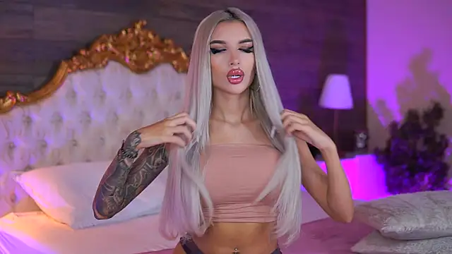 Juicy Jessye online show from 09-23-25, 07:50