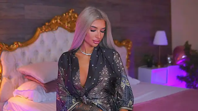 Juicy Jessye online show from 07-18-26, 07:50
