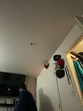 jonathan1424 online show from 01-22-25, 02:14