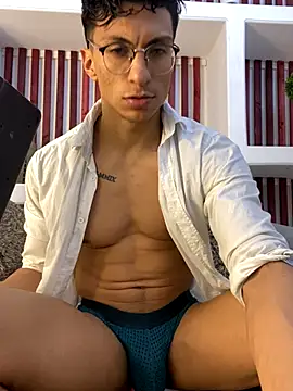 ApoloCruz online show from 10-19-25, 02:12