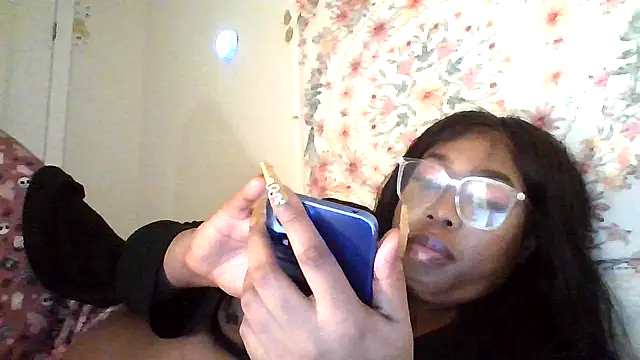 angeliquebelcali online show from 09-20-25, 08:04