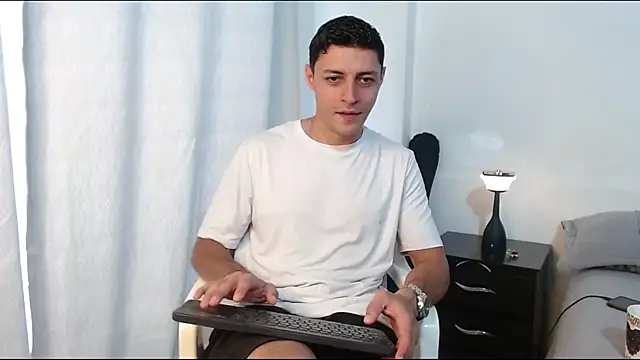 Frank Millers online show from 04-08-26, 09:04