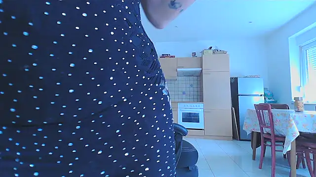 serena  vedette online show from 01-30-25, 02:25