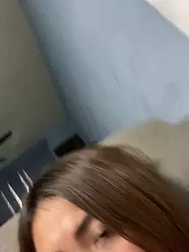 Snapshot of Meraryy chatting on 03-13-25, 03:17 Meraryy online show from 03-13-25, 03:17