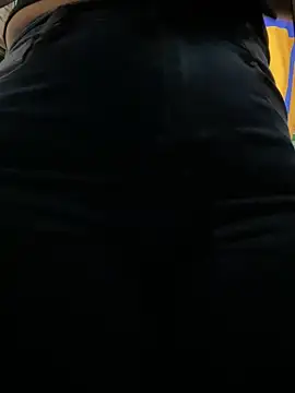 Snapshot of Meraryy chatting on 03-21-25, 11:01 Meraryy online show from 03-21-25, 11:01