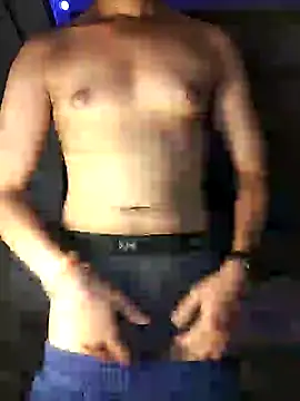 Snapshot of fit_boyxx chatting on 09-10-25, 09:15 fit boyxx online show from 09-10-25, 09:15