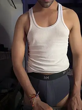 Snapshot of fit_boyxx chatting on 11-08-25, 07:45 fit boyxx online show from 11-08-25, 07:45