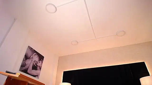 Simon Basset online show from 02-18-25, 08:14