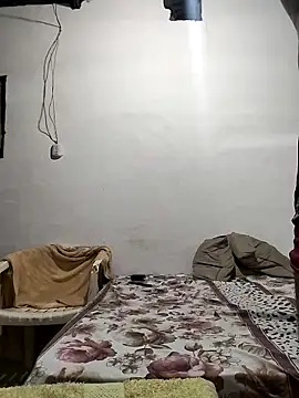 Snapshot of Ant1990 chatting on 02-17-25, 03:15 Ant1990 online show from 02-17-25, 03:15