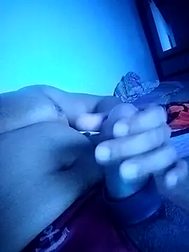 Snapshot of Ant1990 chatting on 09-23-25, 04:04 Ant1990 online show from 09-23-25, 04:04