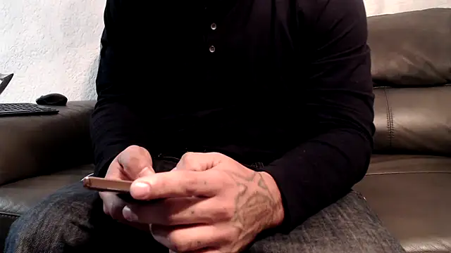 Snapshot of Str8_Soldier chatting on 02-18-25, 05:31 Str8 Soldier online show from 02-18-25, 05:31