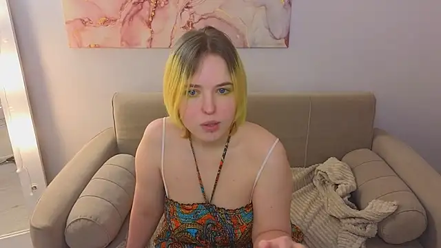 Snapshot of Manic_pixie_ chatting on 01-22-25, 03:51 Manic pixie online show from 01-22-25, 03:51