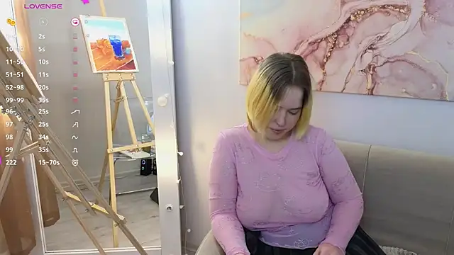 Snapshot of Manic_pixie_ chatting on 02-09-25, 02:18 Manic pixie online show from 02-09-25, 02:18