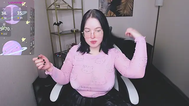 Snapshot of Manic_pixie_ chatting on 12-04-25, 03:54 Manic pixie online show from 12-04-25, 03:54