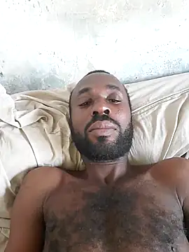 Snapshot of onewinnertee chatting on 10-22-25, 01:44 onewinnertee online show from 10-22-25, 01:44