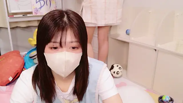 Snapshot of NA-KAREN-V8 chatting on 02-03-25, 03:38 NA-KAREN-V8 online show from 02-03-25, 03:38