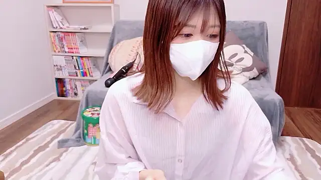 Snapshot of NA-KAREN-V8 chatting on 09-20-25, 12:28 NA-KAREN-V8 online show from 09-20-25, 12:28