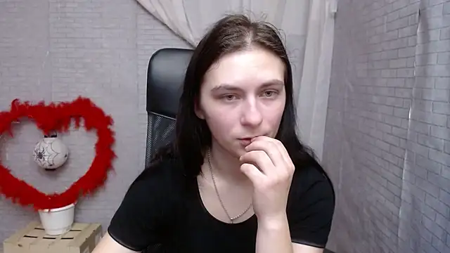 AmandaJi  online show from 02-13-25, 10:23