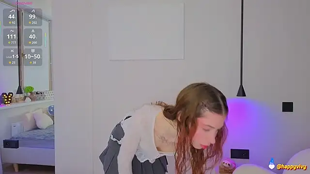 Snapshot of HappyVivy chatting on 10-03-25, 02:58 HappyVivy online show from 10-03-25, 02:58