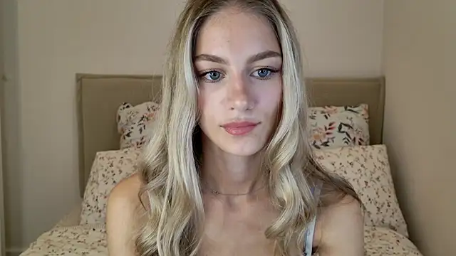 Snapshot of GabriellaOlsen chatting on 09-15-25, 10:15 GabriellaOlsen online show from 09-15-25, 10:15