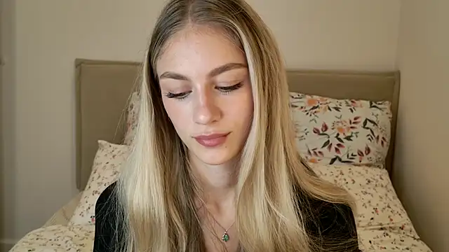 Snapshot of GabriellaOlsen chatting on 09-17-25, 10:28 GabriellaOlsen online show from 09-17-25, 10:28