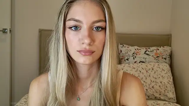 Snapshot of GabriellaOlsen chatting on 09-22-25, 10:50 GabriellaOlsen online show from 09-22-25, 10:50