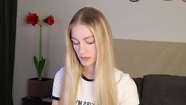 Snapshot of GabriellaOlsen chatting on 03-15-26, 05:08 GabriellaOlsen online show from 03-15-26, 05:08