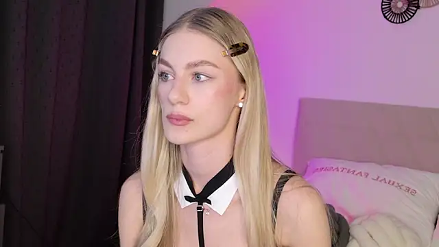 Snapshot of GabriellaOlsen chatting on 03-31-26, 02:39 GabriellaOlsen online show from 03-31-26, 02:39
