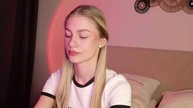 Snapshot of GabriellaOlsen chatting on 04-01-26, 05:21 GabriellaOlsen online show from 04-01-26, 05:21
