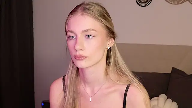 Snapshot of GabriellaOlsen chatting on 04-16-26, 04:19 GabriellaOlsen online show from 04-16-26, 04:19