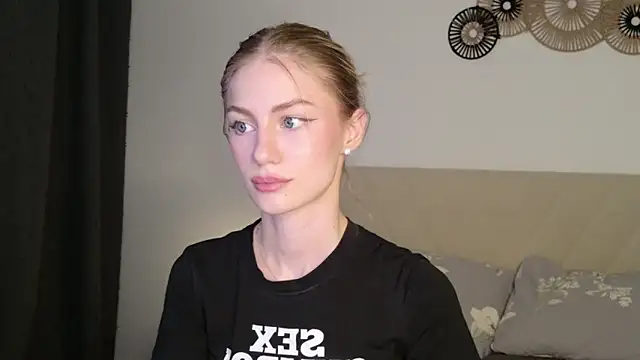 Snapshot of GabriellaOlsen chatting on 05-31-26, 04:47 GabriellaOlsen online show from 05-31-26, 04:47