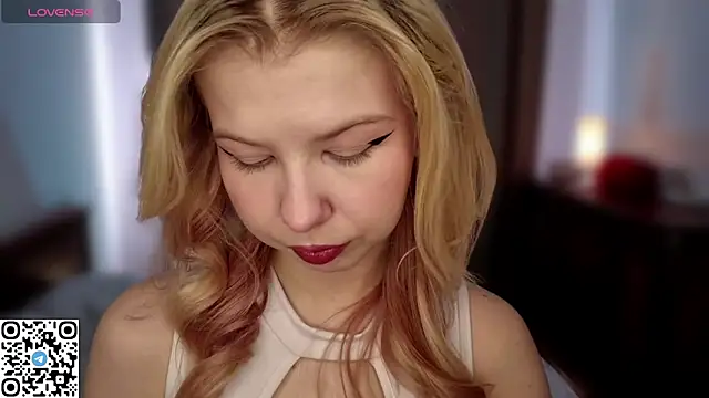 LynetHakes online show from 03-21-26, 06:18