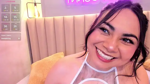 Naomymonroe  online show from 04-12-26, 05:40