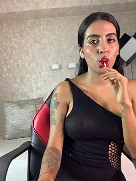 Snapshot of genesissara chatting on 05-15-26, 11:12 genesissara online show from 05-15-26, 11:12